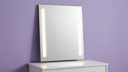 Miroir Hollywood LED ou miroir carré lumineux ? Le comparatif complet